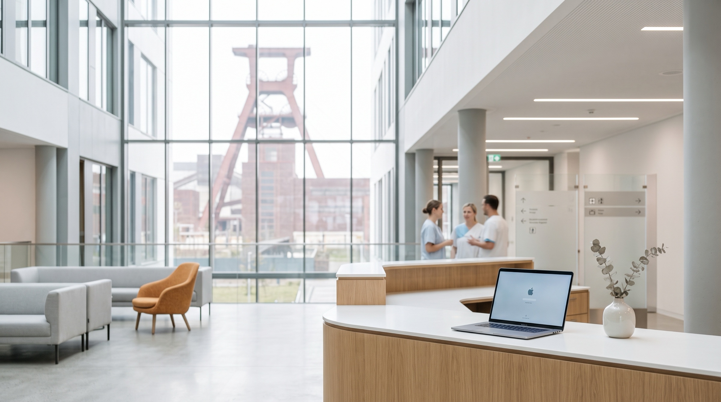 tomedo Dortmund 2 Apple IT-Systemhaus für Arztpraxen tomedo im Versorgungszentrum - helles Atrium mit Blick auf Dortmunder Industrie-Erbe